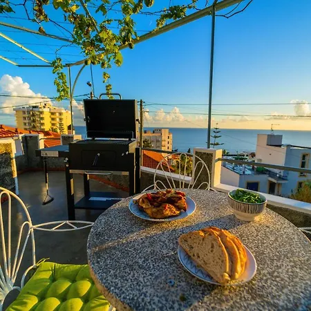 بيت للعطل Ajuda Cozy House